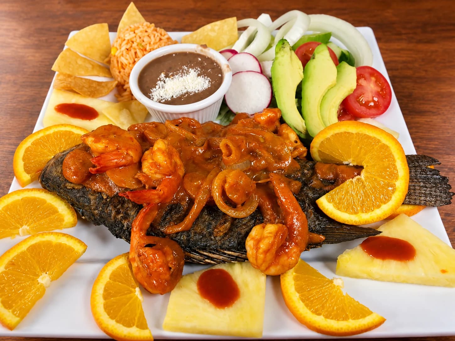 Mojarra with shrimp at La Poblanita